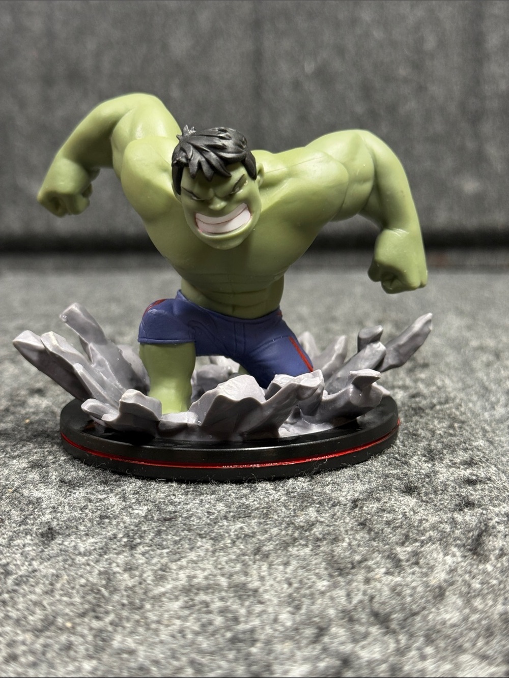Hulk Green Superhero Action Figure with Dynamic Base